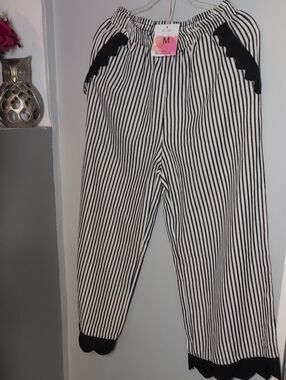 Striped Elastic Waist Women’s Pants - Black & White